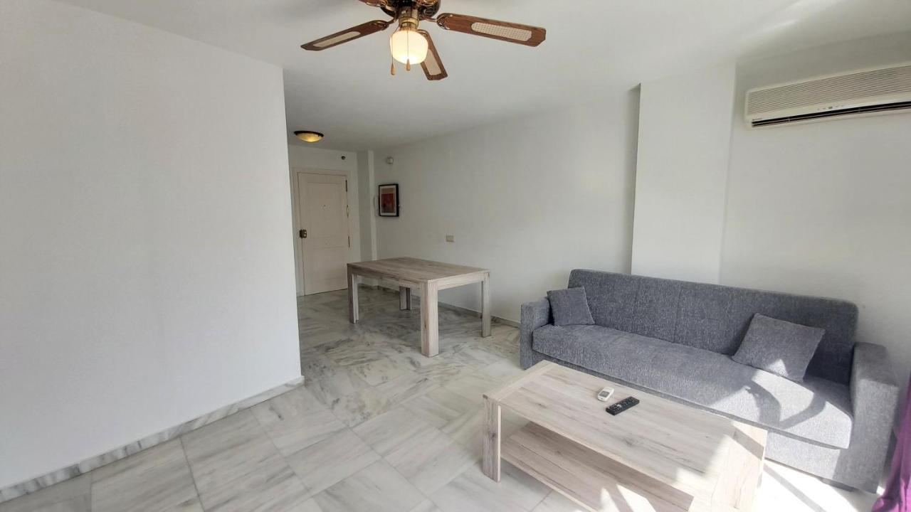 Del Parque Flats Meseta Swimmingpool Apartment Torremolinos Luaran gambar