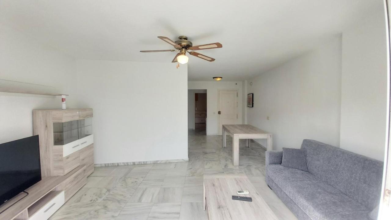 Del Parque Flats Meseta Swimmingpool Apartment Torremolinos Luaran gambar